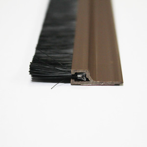 Bande d'étanchéité <span class=keywords><strong>de</strong></span> <span class=keywords><strong>bas</strong></span> <span class=keywords><strong>de</strong></span> <span class=keywords><strong>porte</strong></span> en PVC+PP au design moderne, installation flexible par vis, <span class=keywords><strong>brosse</strong></span> <span class=keywords><strong>de</strong></span> <span class=keywords><strong>porte</strong></span> insonorisante - Product Image 5
