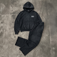 Ensemble sweat à capuche et pantalon de jogging streetwear tendance avec logo appliqué, poche kangourou, respirant, polyester/coton, effet délavé pour homme