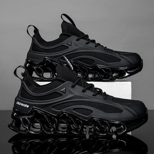 Top Quality Fashion Men's and Women Chunky Sneakers Walking Style New Styles Casual Sneaker Shoes Men - Product Image 3
