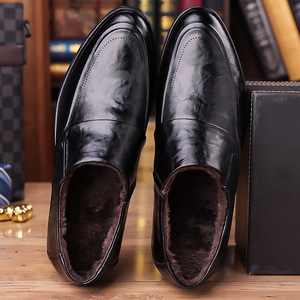 Chaussures habillées en cuir pour hommes, à bout pointu, à enfiler, doublées de fourrure, semelle en caoutchouc, pour l'automne, mariage, affaires, style Oxford - Product Image 2