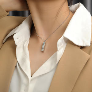 Kalung liontin alfabet baja tahan karat berlapis emas 18K Aksesori baru untuk gaya trendi agama untuk Hari Jadi - Product Image 6