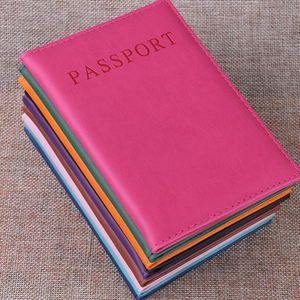 กระเป๋าใส่<span class=keywords><strong>พาส</strong></span>ปอร์ตหนัง PU แฟชั่นสำหรับเดินทาง ขายส่ง พร้อมโลโก้สั่งทำ OEM/ODM สำหรับผู้หญิงและผู้ชาย - Product Image 3