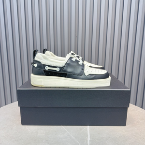 Chaussures décontractées au design épuré, panneaux perforés et doublure en maille respirante, baskets confortables à plateforme Amiris - Product Image 4