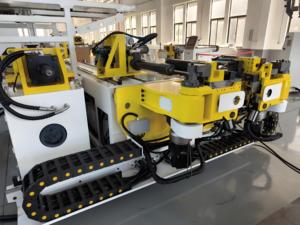 Dw18cnc 3D Robert cánh tay đôi đầu trái và phải ống xả tự động và máy uốn ống cho tựa đầu xe - Product Image 4