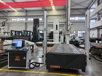 Machine de découpe verticale automatique CNC RC1330 à commande non manuelle pour mousse EPS, outil de découpe à fil chaud pour polystyrène