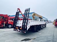 Crane Flatbed 12 Ton, Crane Berat yang Dipasang di Kendaraan, Cocok untuk Transportasi Excavator dan Pengangkatan di Lokasi Konstruksi.