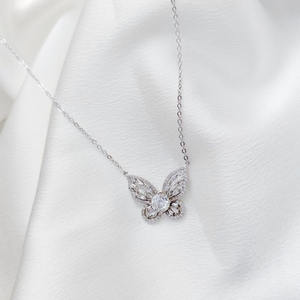 جودة عالية مطلية بالذهب الأبيض والمجوهرات الفضية قلادة الزركون الكلاسيكية للنساء لحفلات الزفاف والحفلات - Product Image 5