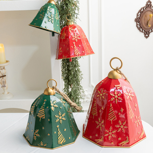 Campanelle <span class=keywords><strong>di</strong></span> Natale in Ferro Goffrato in 3 Misure, Campana a Slitta in Metallo con Motivo a Fiocco <span class=keywords><strong>di</strong></span> <span class=keywords><strong>Neve</strong></span> e Renna, Decorazione Ecologica con Corda <span class=keywords><strong>di</strong></span> Juta - Product Image 2