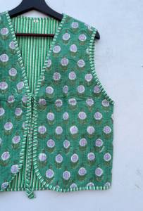 Handmade Cotton Puffer Quilted <b>Women's</b> V-Neck <b>Waistcoat</b> Casual Style Flower Printed Short Winter Vest for Outer Wear - Product Image 2