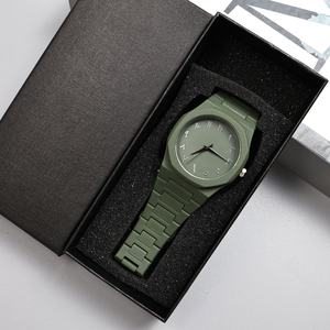 Orologio al Quarzo Minimalista Nero per Uomo e Donna, Design alla Moda, Movimento al Quarzo, Vendita Calda in Medio Oriente - Product Image 6