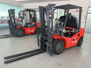 Mini chariot élévateur KOMATSU FD30 de 3 tonnes d'occasion avec pompe, moteur, composants du noyau du moteur en stock à vendre - Product Image 2