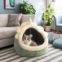 Lit de chat pliable de haute qualité grotte lit pour animaux de compagnie en peluche mignon avec un nouveau design chaud pantoufle à moitié entourée maison amovible lavable
