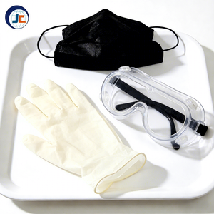 Masker Wajah Sekali Pakai 4 Lapis Food-Grade yang Dapat Disesuaikan, Hitam, 17.5*9.5CM, Non-woven, Kualitas Tinggi, Grosir dari Cina untuk Perlindungan - Product Image 2