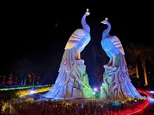 Özel yapılmış açık Park bahçe dekorasyon tavuskuşu heykeli reçine sanat heykel tavuskuşu kuş heykeli - Product Image 4