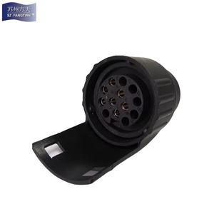 ISO 1724 <span class=keywords><strong>7</strong></span> <span class=keywords><strong>Broches</strong></span> 12V <span class=keywords><strong>adaptateur</strong></span> de <span class=keywords><strong>Remorque</strong></span> 7pin à <span class=keywords><strong>13</strong></span> <span class=keywords><strong>broches</strong></span> <span class=keywords><strong>Adaptateur</strong></span> De Prise De <span class=keywords><strong>Remorque</strong></span> - Product Image 3