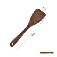 Natuurlijke houten spatel voor koken in antiaanbakpannen, herbruikbaar keukengerei voor roerbakken, omdraaien, serveren, thuisgebruik.