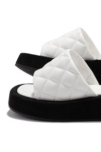 Factory Wholesale Flat Toe PU Slides Slippers Women Sandals Shoes Size Summer Beach Slipper - Product Image 6