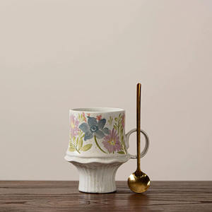 Tasse à café rétro française à motif floral, en terre cuite japonaise, avec glaçure sésame - Product Image 6