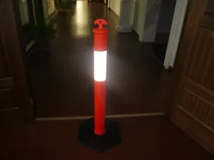 Traffic Road Cone Road Safety Flexible Traffic Plastic Bollard Warning Post T-Top Delineator Post Cone