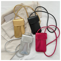 Sac à bandoulière mini pour femme en cuir PU souple avec rabat, style mode
