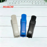 Agrafeuse de bureau standard HUACHI en métal, alimentation manuelle, format d'agrafes 24/6 et capacité de 100 agrafes