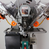 Machine de fixation automatique de boutons métalliques en plastique pour bouclier facial