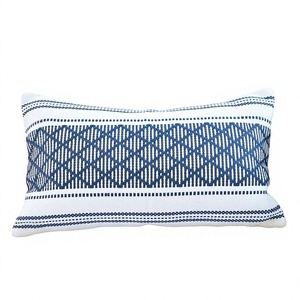 Coussin lombaire carré en coton ITHL, motif brodé géométrique, housse de coussin décorative lavable, style bohème, non toxique - Product Image 1