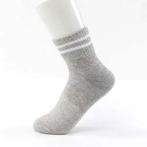 Spring Summer New Fashion Women's Stripe Breathable Medium Tube Sport <b>Socks</b> with Custom Logo and Silk Screen Printing - Product Image 3