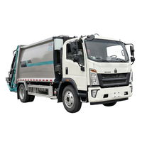 Camion à ordures compacteur à chargement arrière de 12 mètres cubes, châssis Hao-wo pour la collecte des déchets urbains