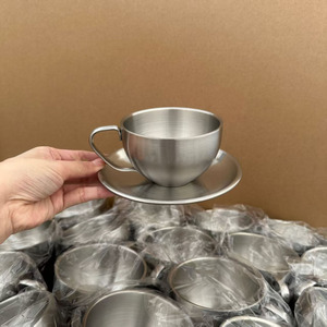 <span class=keywords><strong>Tasse</strong></span> à café réutilisable en acier inoxydable 304, <span class=keywords><strong>tasse</strong></span> à lait et à thé en métal, <span class=keywords><strong>tasse</strong></span> à café latte pour le thé de l'après-midi <span class=keywords><strong>avec</strong></span> assiette, mug à <span class=keywords><strong>expresso</strong></span> durable - Product Image 1