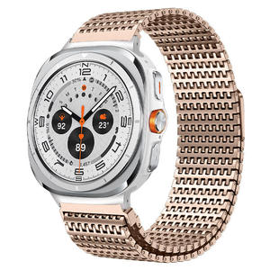 Bracelet magnétique en acier inoxydable de luxe pour Samsung Galaxy Watch Ultra 47 mm 2025 - Product Image 6