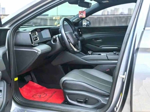 BYD Qin L DM-i Berline Hybride Rechargeable EV Haute Vitesse 5 Places Longue Autonomie Véhicule à Énergie Nouvelle AWD Voiture d'<span class=keywords><strong>Occasion</strong></span> - Product Image 4