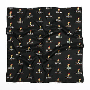 مناديل وشاحات مربعة من البوليستر بتصميم مخصص وشعار خاص بكميات طلب منخفضة، مطبوعة بتقنية الصباغة بالتسامي للعلامات التجارية الترويجية - Product Image 3