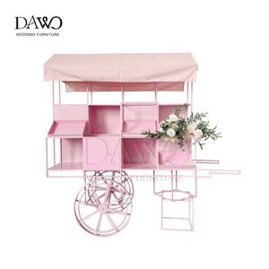 Carrello per Dessert in Ferro Rosa di Alta Qualità per Matrimoni e Feste, Uso Esterno e Workshop, Arredamento Commerciale Durevole - Product Image 2