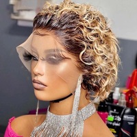 Perruque brésilienne bouclée 13*1 avec base T-Lace de l'oreille à l'oreille et dentelle noire