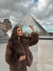 ZEVITY Vêtements pour femmes automne 2025 Nouvelle mode Veste courte <span class=keywords><strong>effet</strong></span> fausse <span class=keywords><strong>fourrure</strong></span> Rétro Décontractée Manches longues Col à revers Manteau pour femme en polyester - Product Image 5