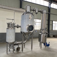 Machine d'extraction d'huiles essentielles industrielle pour la lavande, la rose, le romarin et les plantes aromatiques avec distillation électrique automatique