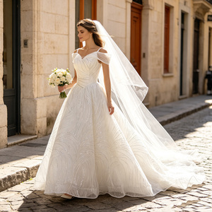 Nuevo Diseño Elegante <span class=keywords><strong>de</strong></span> Lentejuelas Vestido <span class=keywords><strong>de</strong></span> <span class=keywords><strong>Novia</strong></span> <span class=keywords><strong>de</strong></span> Gala con Hombros Descubiertos y Cuello en V Manga Corta Encaje Moderno Teñido Liso - Product Image 3