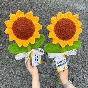 Grande fleur éternelle en tricot à la main, <span class=keywords><strong>tournesol</strong></span>, rose, tissage en pan, cadeau de remise de diplôme pour étudiants et adultes - Product Image 3