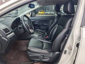 Voiture d'occasion <span class=keywords><strong>2016</strong></span> 2017 2018 SUBARUST XV 2.0T Auto SUV Essence - Product Image 4
