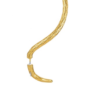 <span class=keywords><strong>Orecchini</strong></span> Hip Hop di Alta Qualità in Ottone Placcato <span class=keywords><strong>Oro</strong></span> 18K, Forma a <span class=keywords><strong>Serpente</strong></span> Avvolgente, Accessori E211230 - Product Image 3
