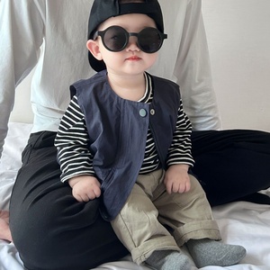 Tenue de printemps pour garçons, style coréen, vêtements pour bébés pour les sorties - Ensemble de gilets polyvalents pour bébés garçons - Product Image 6