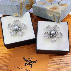 Broche de Flores de Circonita Blanca Degradada de Estilo Chino de Alta Gama, Broche de Moda para Mujer, Chapado en Oro y Cobre, con Perlas - Product Image 3