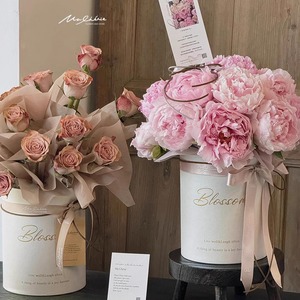 Buket hadiah kertas mawar Ibu kustom buket kotak bunga bulat mewah - Product Image 3