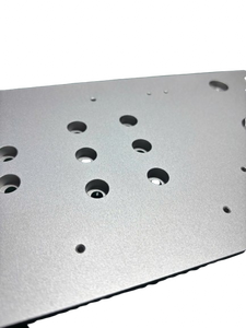 Pièces en alliage d'aluminium usinées par CNC |   Plaque arrière en aluminium pour composants électroniques de précision multi-usages avec trous percés/taraudés - Product Image 5