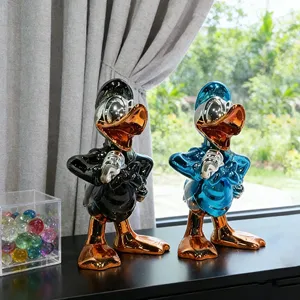 Vendita all'Ingrosso di Sculture Pop Art in Resina, Statue di Mario e <span class=keywords><strong>Paperino</strong></span> per Decorazione d'Interni, Modello Unico per Ornamento - Product Image 1