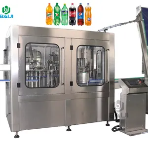 छोटे पैमाने पर स्पार्कलिंग सोडा पानी पेय बॉटलिंग उपकरण/कार्बोनेटेड शीतल पेय मिश्रण भरने कैपिंग संयंत्र मशीन