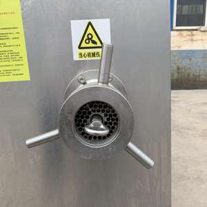 Hachoir électrique de machine de hachoir de <span class=keywords><strong>viande</strong></span> de boeuf résistant de qualité commerciale pour la saucisse congelée d'Italie de poulet utilisée pour la <span class=keywords><strong>viande</strong></span> hachée à la maison - Product Image 2