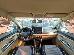 Toyota Yaris <span class=keywords><strong>L</strong></span> 1.5E Automatic Charm Edition 2015-2016 Usata in Stock Pronta per <span class=keywords><strong>la</strong></span> Spedizione - Product Image 5
