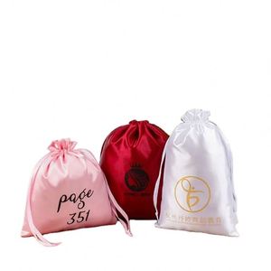 Bolsas de Satén para Pelucas con Cordón, Personalizadas con Logotipo Impreso en Serigrafía, Color Rosa, para Empaque de Extensiones de Cabello - Product Image 6
